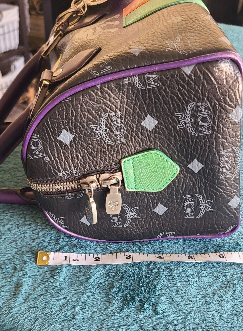 MCM Visetos Princess Lion Boston Bag in black coated canvas - Picture 10 of 15